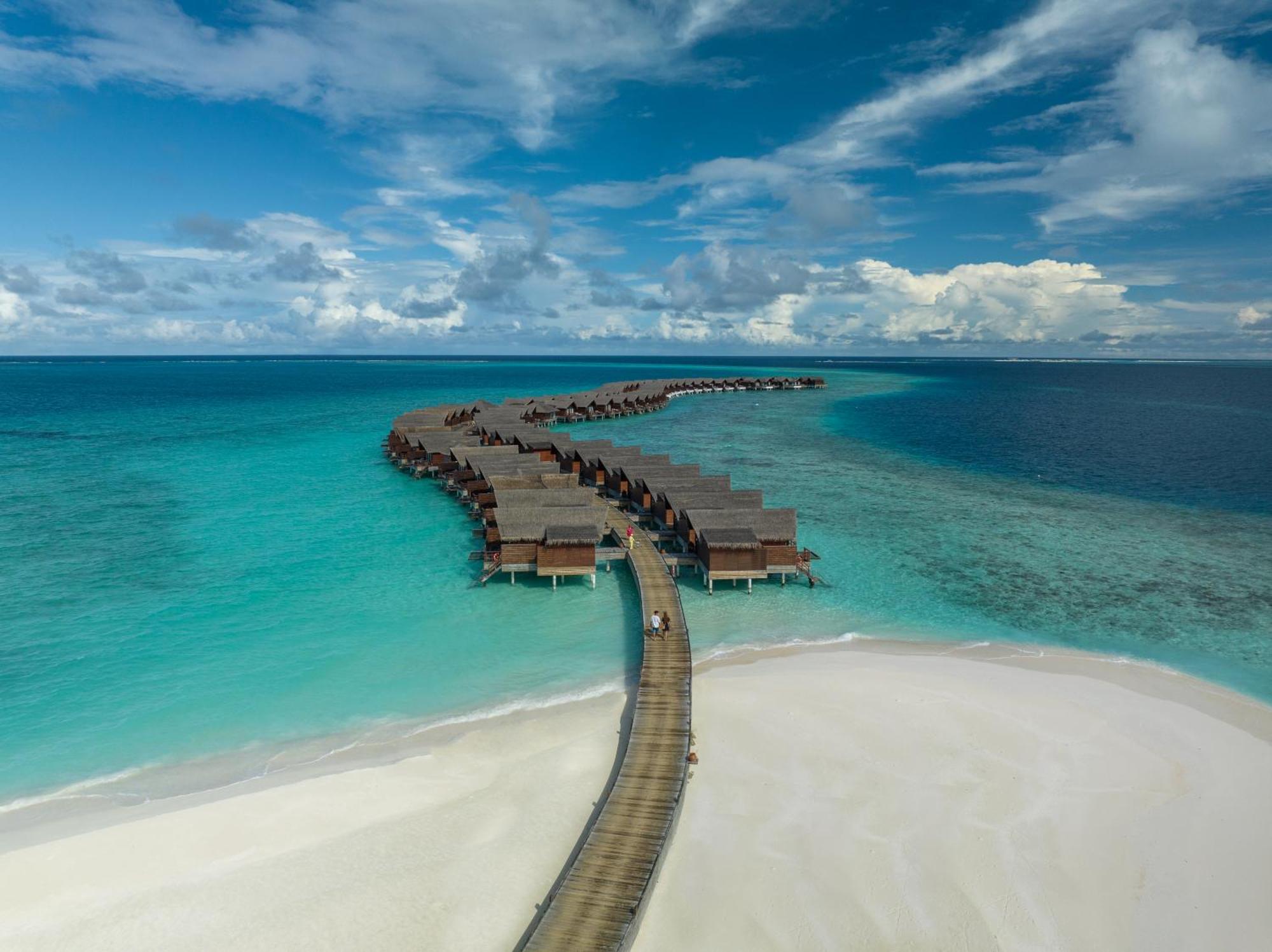 فندق جراند بارك كودهيبار مالديفز Baros Island المظهر الخارجي الصورة